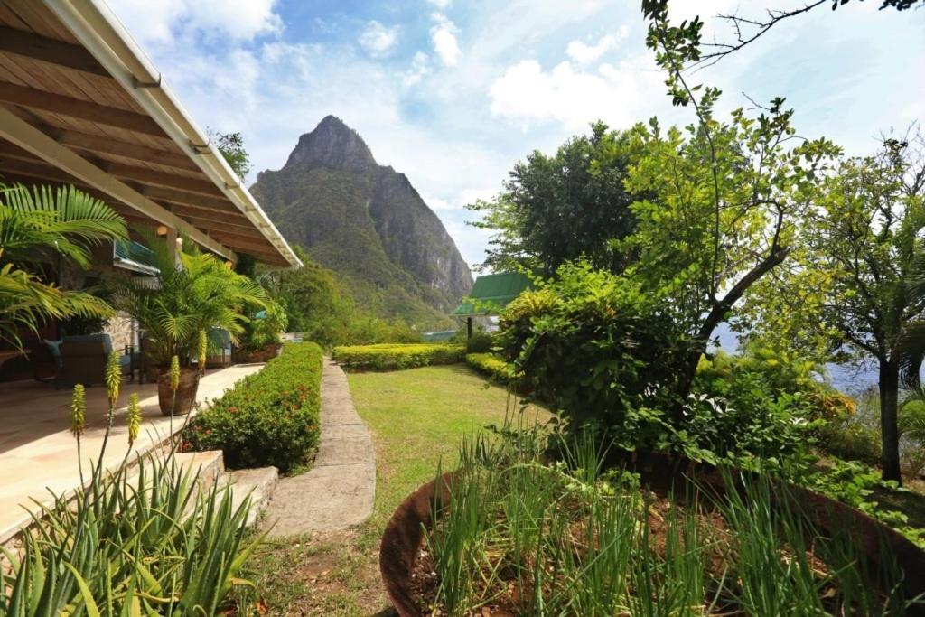 Authentic St, Lucian Experience At Prestigious 2-Bed Villa - Colibri Cottage Villa Soufrière Exterior foto
