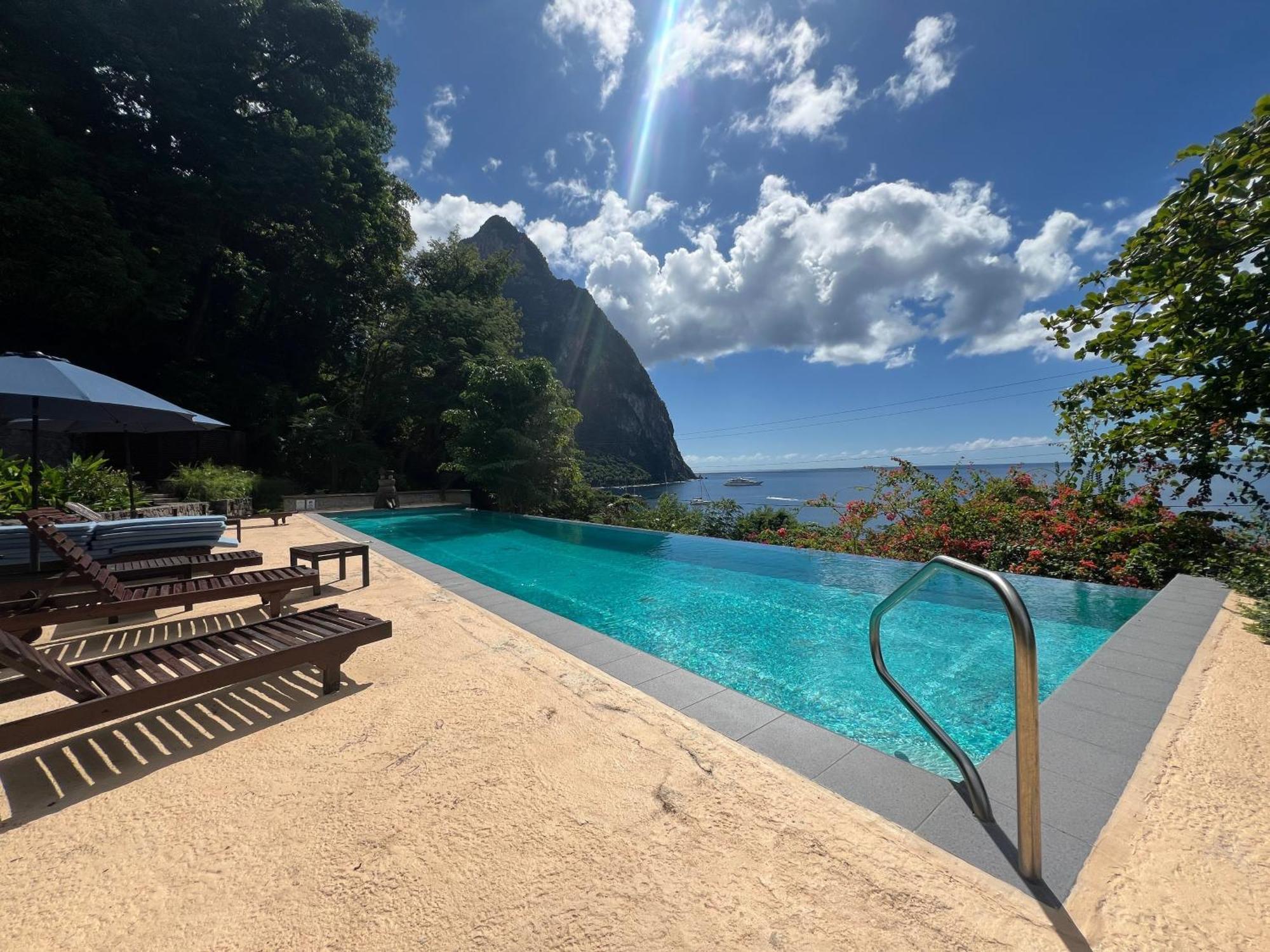 Authentic St, Lucian Experience At Prestigious 2-Bed Villa - Colibri Cottage Villa Soufrière Exterior foto