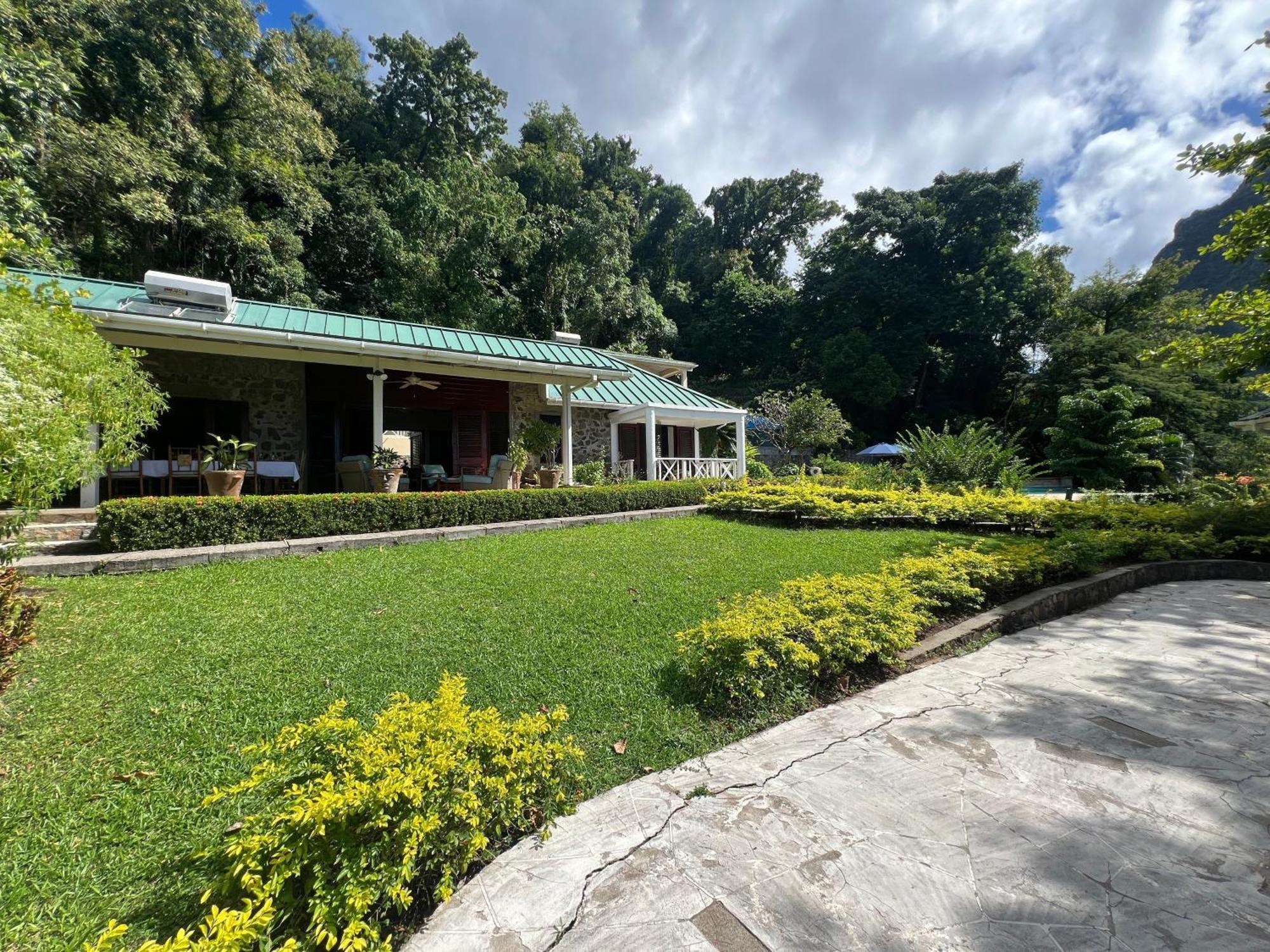 Authentic St, Lucian Experience At Prestigious 2-Bed Villa - Colibri Cottage Villa Soufrière Exterior foto